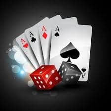 Simbol keamanan digital dengan gembok dan perlindungan data dalam sistem